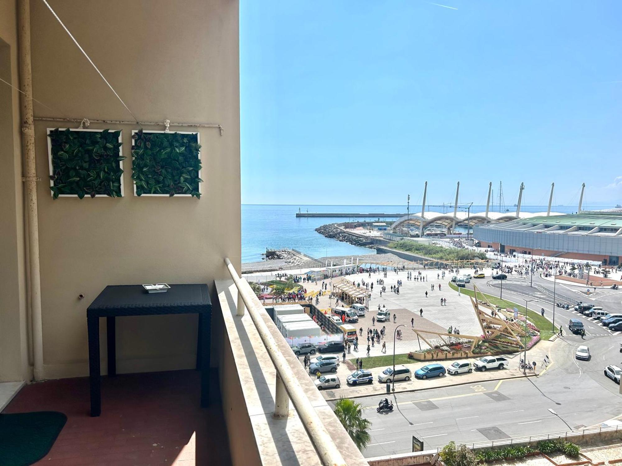 Apartment La Terrazza Sul Waterfront Genua